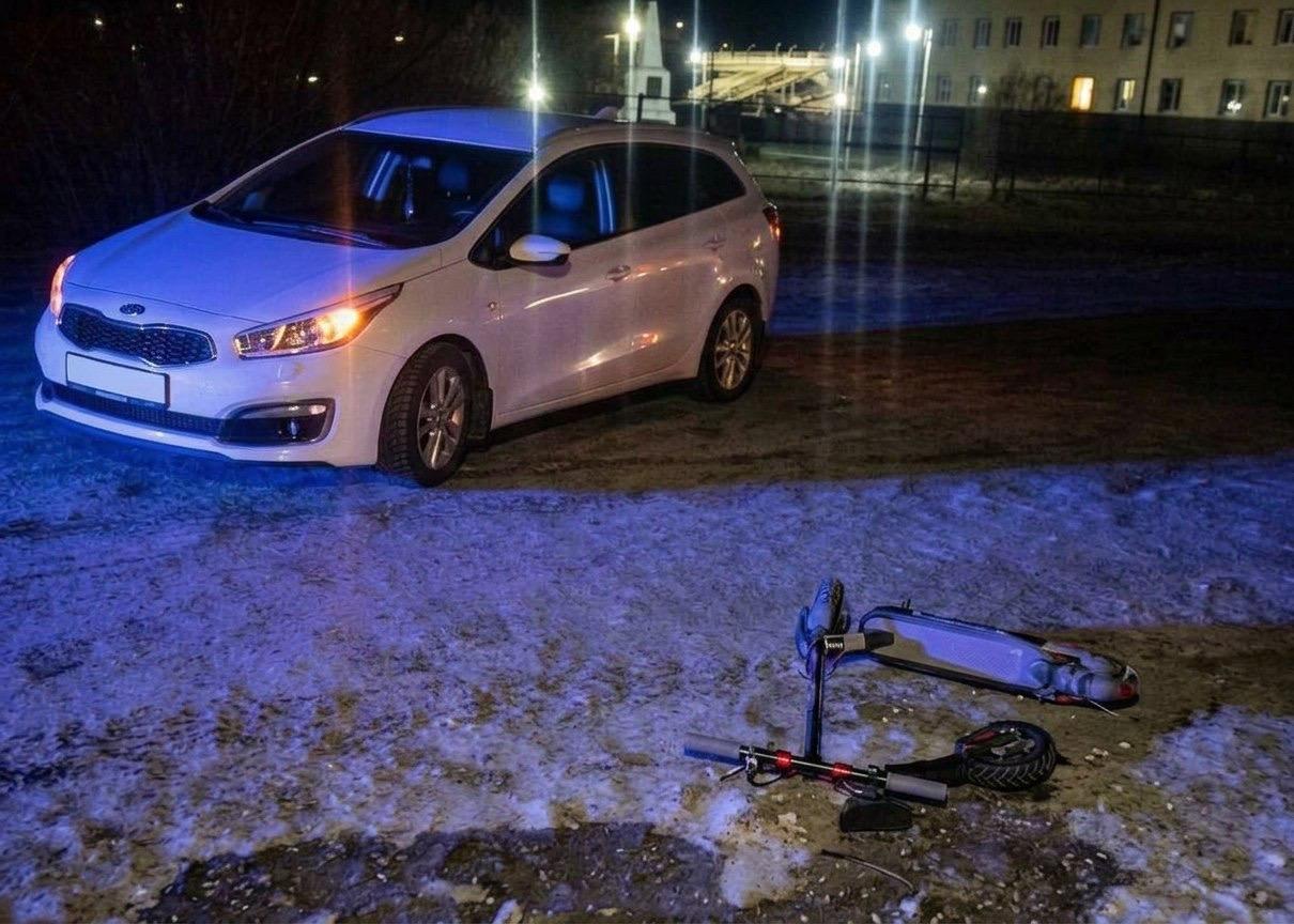 В Зауралье школьница на самокате попала под колеса Kia