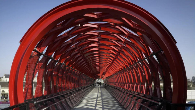 Самые впечатляющие пешеходные мосты мира