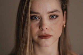 «Виню родителей в своих ошибках — это же следствие их воспитания! Хочу простить, но пока не получается»