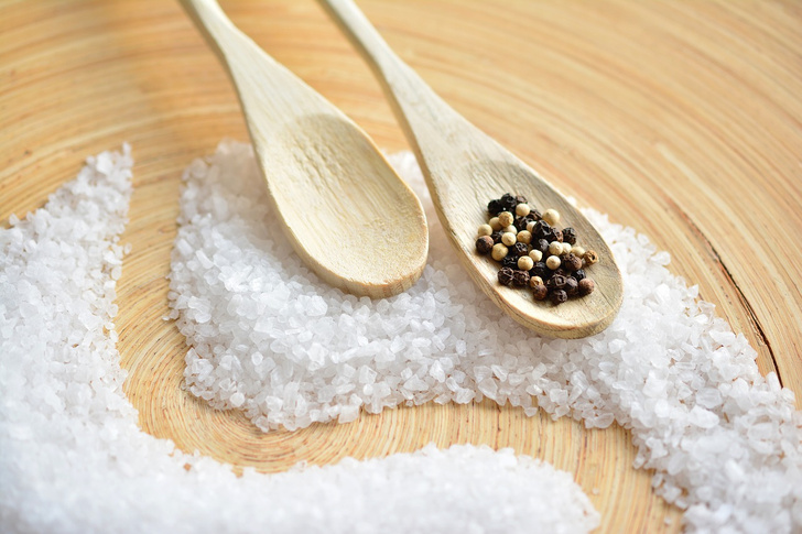 Фото №3 - Диетолог Кононенко рассказала, почему не стоит покупать йодированную соль
