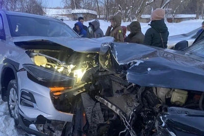 Авария в Академгородке: трое пострадавших, включая ребенка