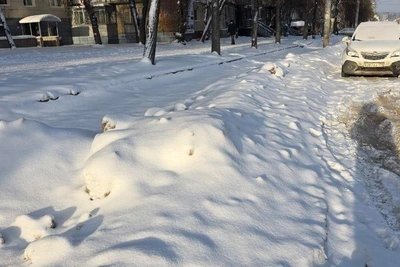 Челябинцы жалуются на неубранный снег на дорогах