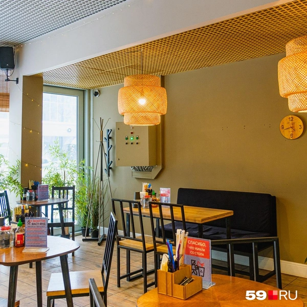 В кафе довольно просторно | Источник: Тимофей Калмаков / 59.RU