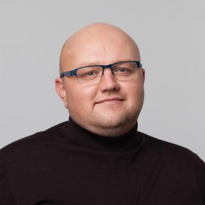 <p>Максим Жабин</p>