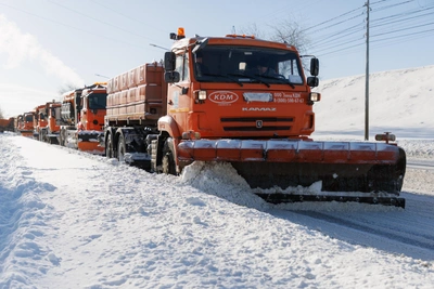 Сильная метель и гололед перекрыли трассу Волгоград — Саратов