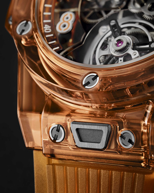 Фото №2 - Hublot представили 50 исключительных часов редкого для индустрии оранжевого цвета