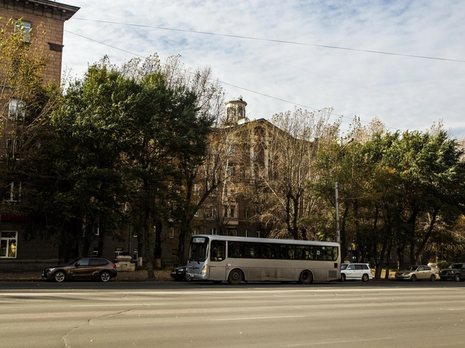 Мэрия намерена перевести ещё около десяти маршрутов на муниципальные контракты | Источник: Ольга Бурлакова / NGS.RU