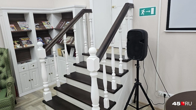 Лестница в диванную | Источник: Дарья Никитченко / 45.RU