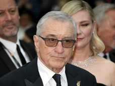 80-летний Роберт Де Ниро в слезах из-за того, что не увидит маленькую дочь взрослой