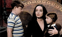 История Лизы Лоринг: актрисы, сыгравшей Уэнздэй в первом фильме про семейку Аддамс