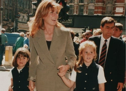 Сара Фергюсон вспомнила о школьных проблемах дочерей