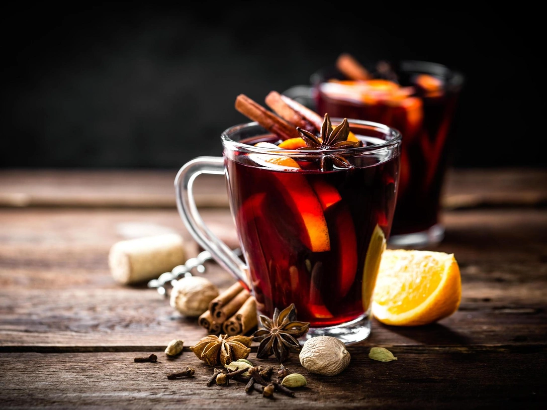 Какое вино лучше подходит для глинтвейна: выбираем по всем правилам | marieclaire.ru