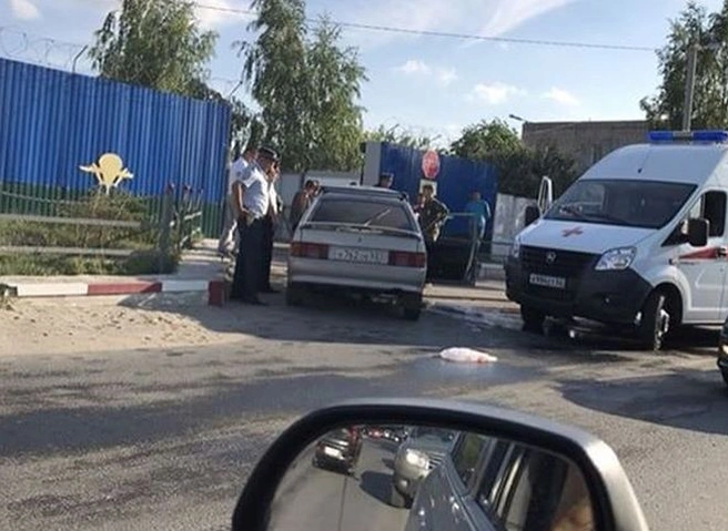 У въезда в Десантное училище на Солнечной произошло ДТП | ya62.ru
