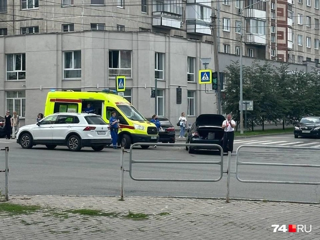 Помощь реаниматологов участникам аварии не понадобилась | Источник: читатель 74.RU