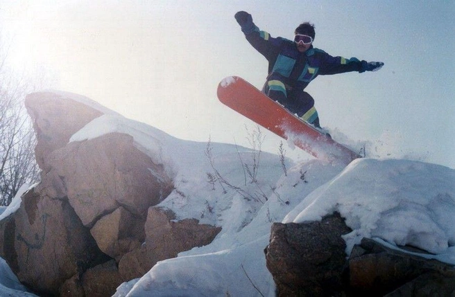 Энтузиасты учились кататься на Горской, потом начали выезжать на совместные катания за город | Источник: предоставлено Валентином Зюком
