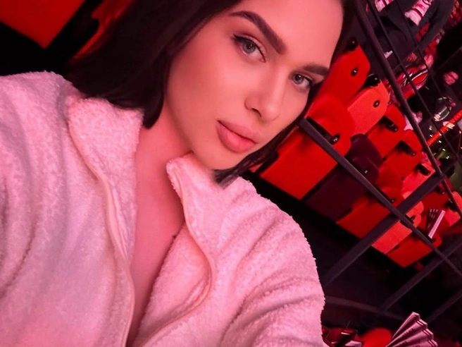 Яна рассказывает о себе в своем блоге | Источник: yana_mkr / Instagram.com (соцсеть признана экстремистской и запрещена на территории России)