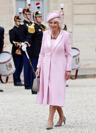 Французский шик или провал стилиста: грубая модная ошибка Брижит Макрон, которую допускают многие женщины (и не знают об этом)