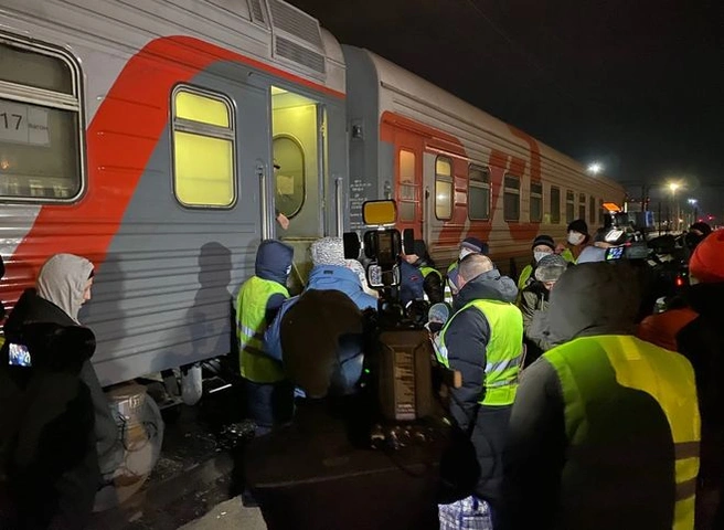 В Рязань прибыл поезд с беженцами из ДНР и ЛНР | ya62.ru