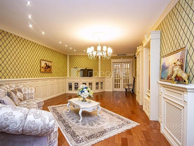 Высота потолков — от 3,1 до 5 метров | Источник: Агентство недвижимости «Города Новосибирск» / n1