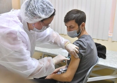 Можно ли пить алкоголь после вакцинации от коронавируса?