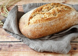 Когда гости на пороге: как запечь вкусный хлеб в духовке всего за час