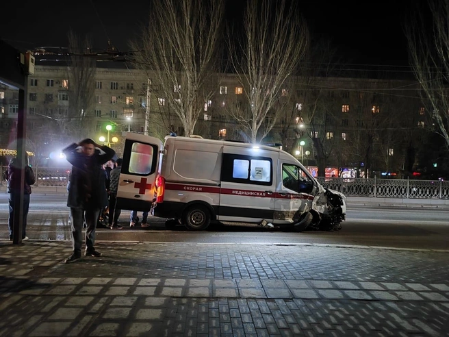 Столкновение в центре города шокировало очевидцев и участников | Источник: читатели V1.RU