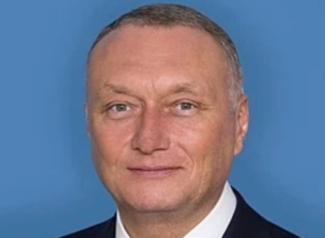 На выходе из Совета Федерации задержан сенатор Савельев, его обвиняют в «заказе» партнера | ya62.ru