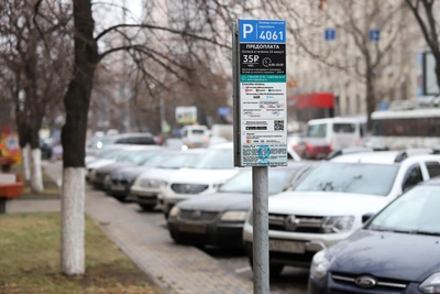 Ростовчане о люксовых авто, перекрывающих городские улицы