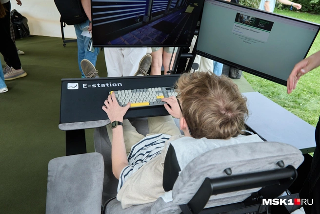 Пользователи возмутились отказом Роскомнадзора снимать блокировку Roblox | Источник: Дмитрий Толстошеев / MSK1.RU