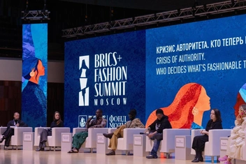 Кто теперь решает, что модно: 6 тезисов с BRICS+ Fashion Summit