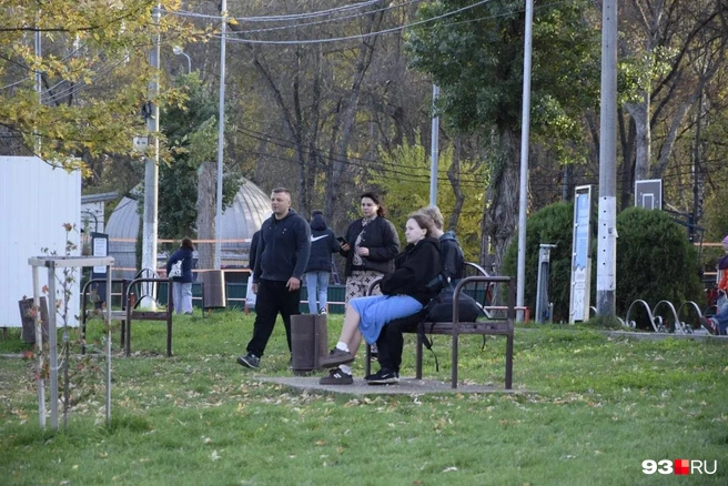 На территории парка есть аттракционы, прокат катамаранов, кафе и рестораны | Источник: Екатерина Подымова / 93.RU