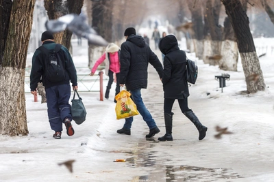 Ситуация с гололедом в Волгограде улучшилась