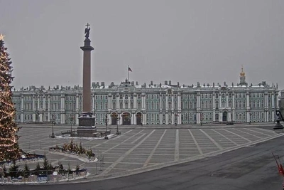 Palace Square Empties in St. Petersburg