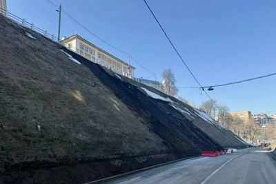 В Нижнем Новгороде из-за оползня закрыли Зеленский съезд