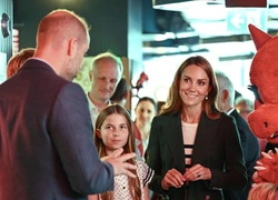 Редкий выход всей семьи: принц Уильям и Кейт Миддлтон впервые привезли детей в Шотландию