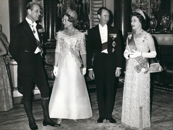 Жозефина Шарлотта-Бельгийская в Имперской тиаре на банкете с Елизаветой II в Лондоне