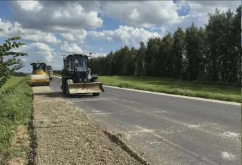 На дороге Янаул – Верхние Татышлы укрепляют обочины | Источник: transport.bashkortostan.ru