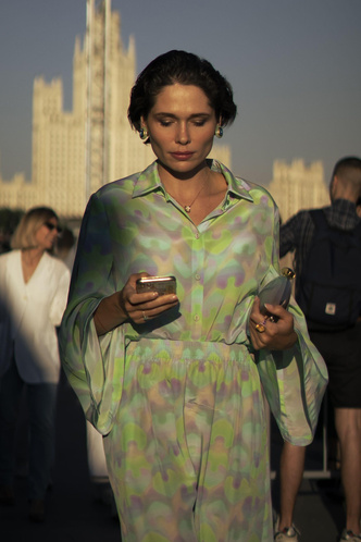 Как одеваются женщины за 50 в России и в Италии: 5 наглядных отличий