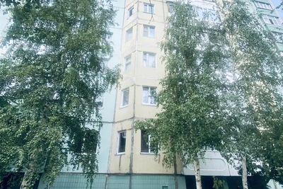 Пятилетний мальчик погиб в Радужном после падения из окна