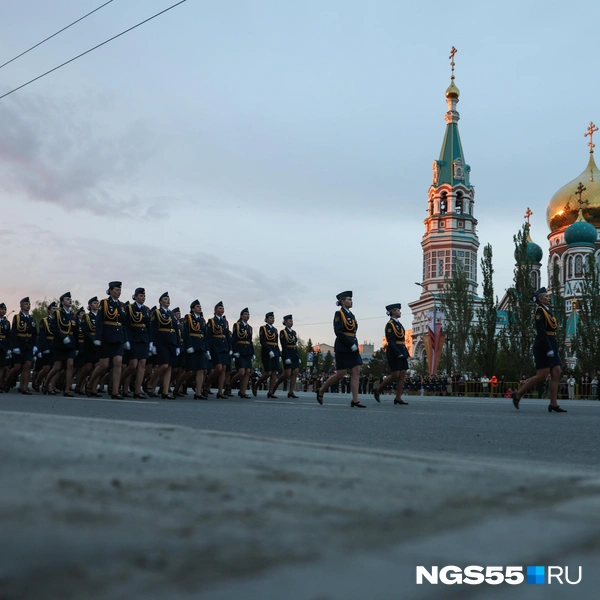 В золотых куполах отражается солнце | Источник: Евгений Софийчук / NGS55.RU