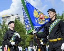 Приставам Прикамья вручили знамя | 59.ru