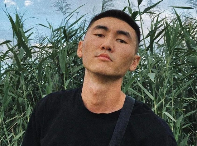 Учителя из Казахстана, заявившего о создании музыки для Дуа Липы и Ники Минаж, обвинили во лжи
