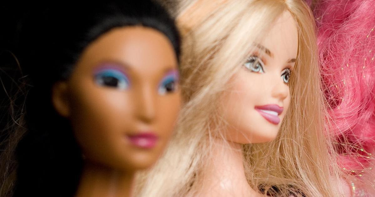 Эпоха осознанности: Mattel откажутся от производства пластиковых кукол ...