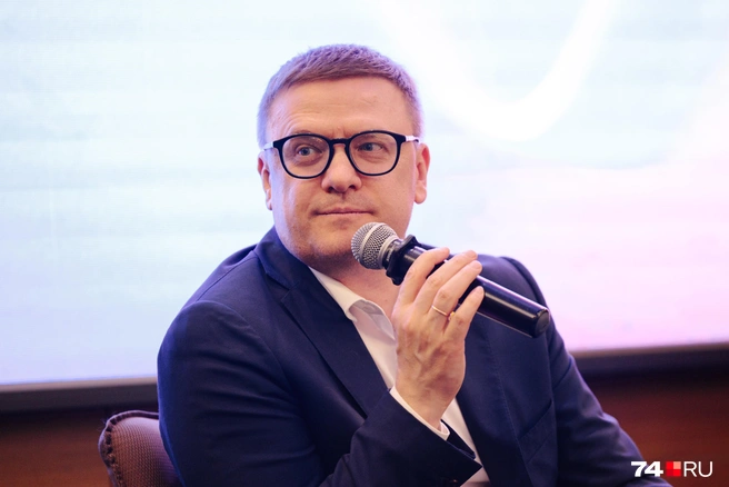 Губернатор Алексей Текслер провел откровенный разговор с предпринимателями, в разные годы побеждавшими в Народной премии 74.RU | Источник: Илья Бархатов