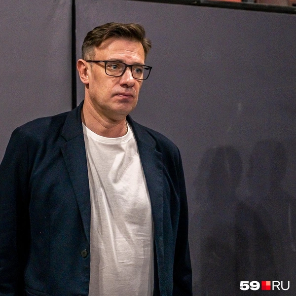 Гендиректор спорткомплекса «Олимпия» Сергей Комонов провел экскурсию для журналистов | Источник: Василина Любимова / 59.RU