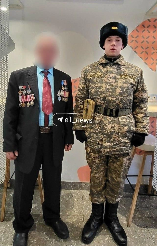 Отец Алима — ветеран Афганистана. Сейчас он в шоке, что сын угрожал человеку пыткой моджахедов, с которыми он сам сражался в рядах Советской Армии во время Афганской войны | Источник: соцсети