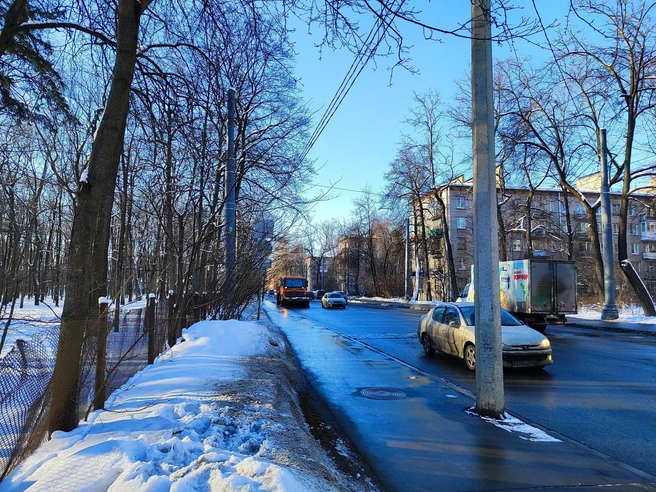 Погода в Петербурге взяла курс на весну, но перепады температур не дают дорожникам расслабиться | Источник: Комитет по благоустройству Петербурга