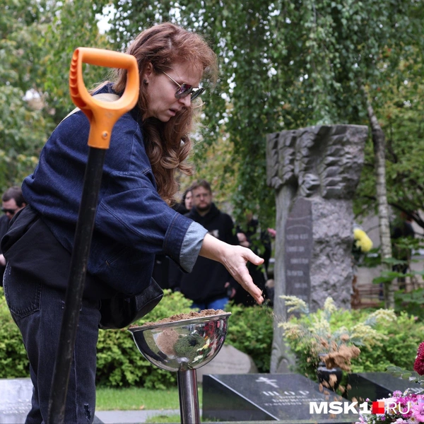 Агриппина Стеклова не могла сдержать слез | Источник: Татьяна Спиридонова / MSK1.RU