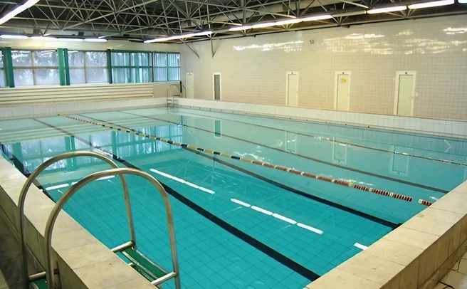 Длина бассейна&nbsp;— 25 метров | Источник: Basseiny.online