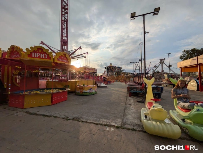 Парк в центре Анапы будто вымер | Источник: Оксана Витязь / SOCHI1.RU